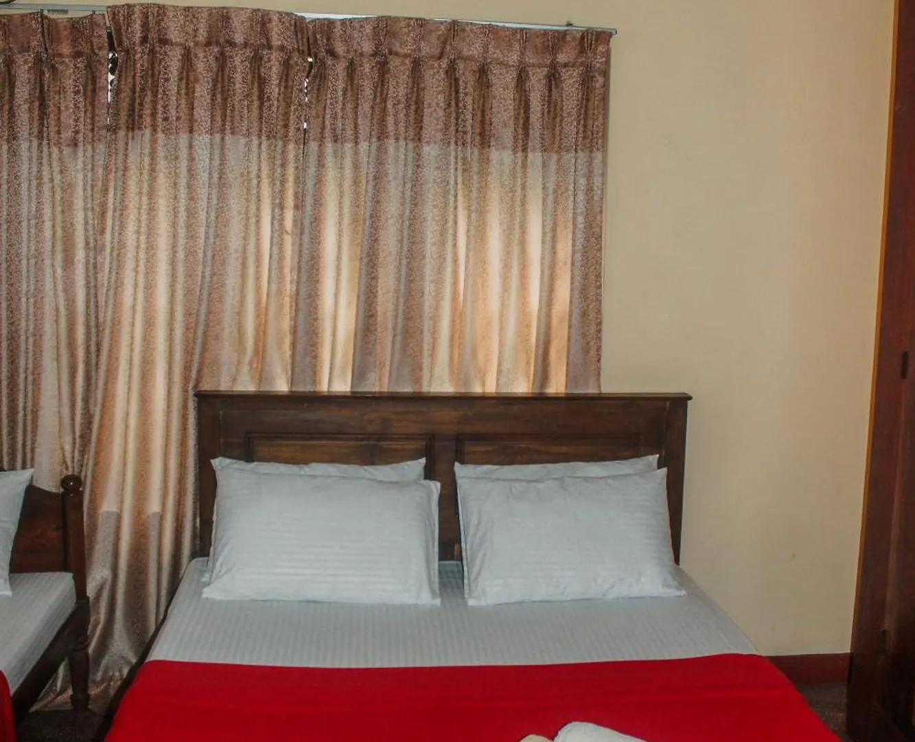 Spice & Herb Rooms & Food Kandy Sri Lanka