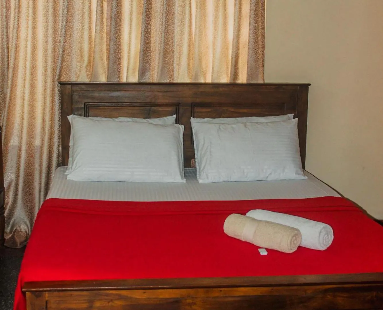 Spice & Herb Rooms & Food Kandy Hotel